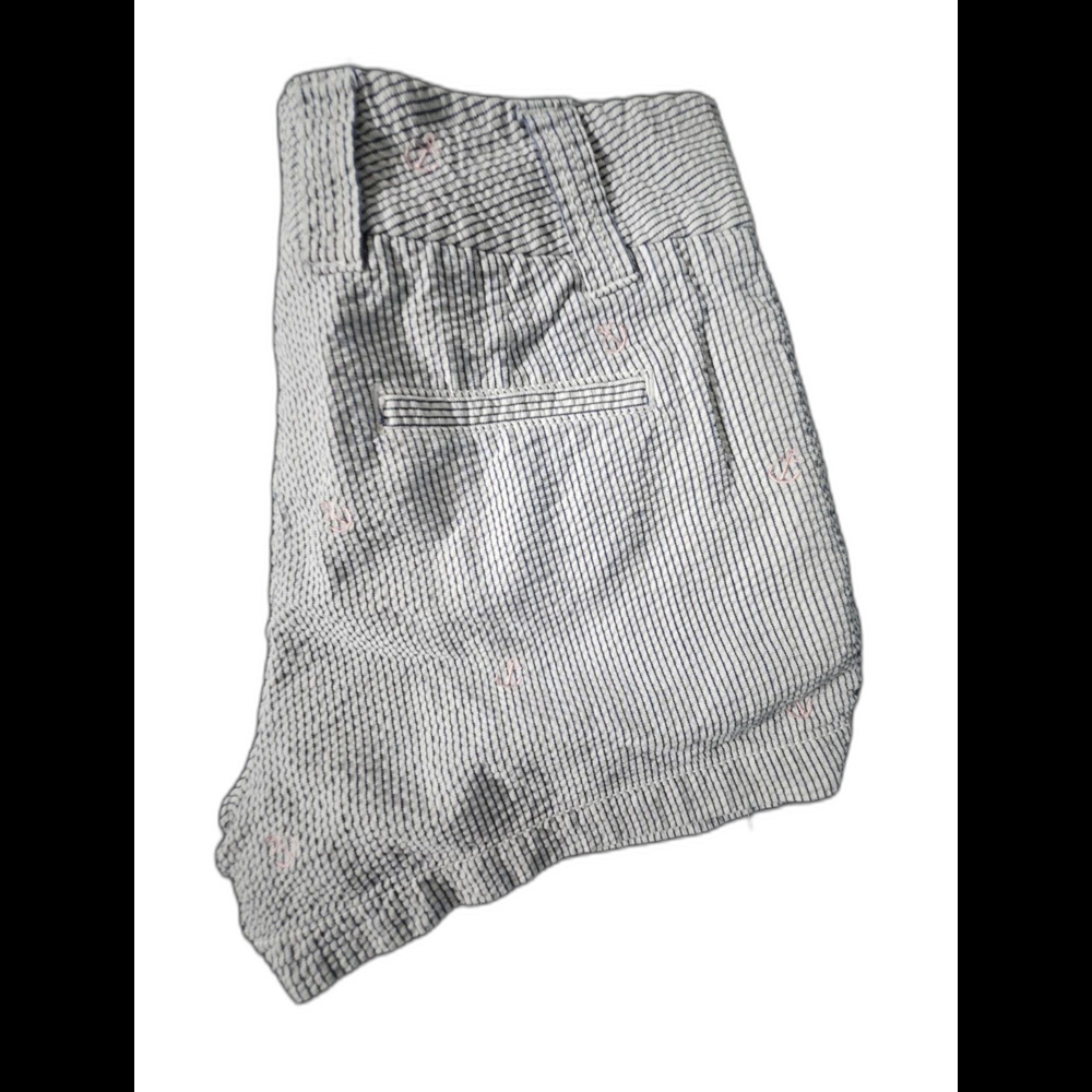 J Crew Ladies Nautical Short Embroidered Ancor. Size 2 Navy Striped City Fit.